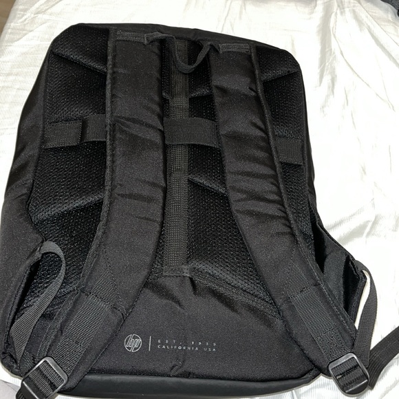 HP Smart Black Backpack - Picture 4 of 6